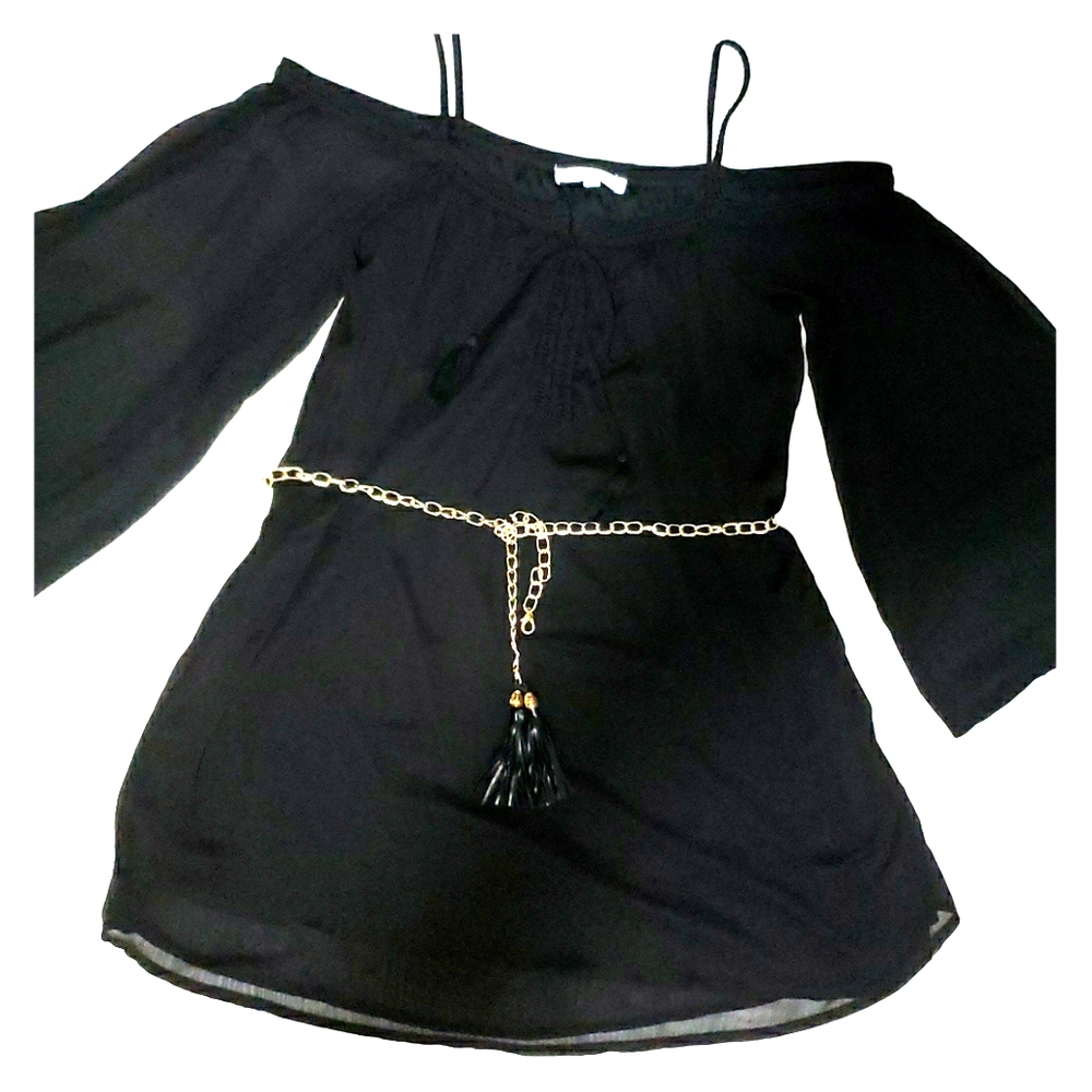 Boho style cold shoulder dress